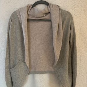 Lululemon "Cabin Yogi" Wrap Size 4